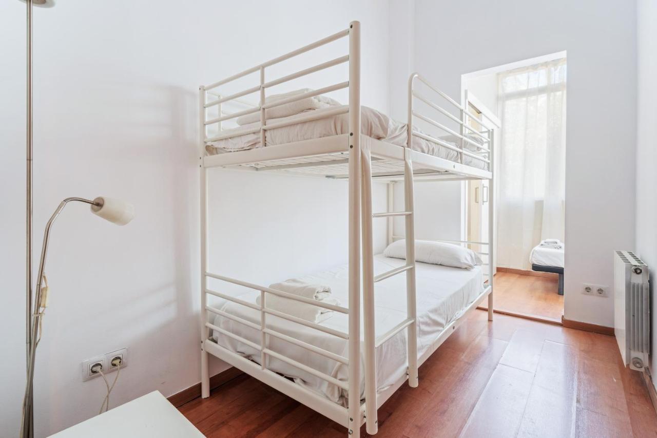 Fridays Flats Charming Apartment In Clot Барселона Екстериор снимка
